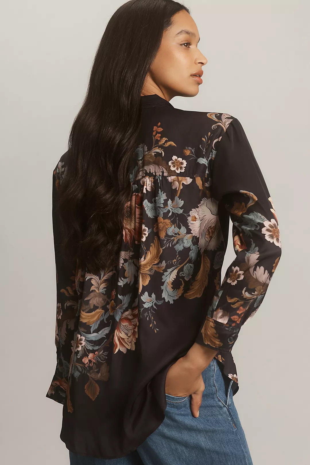 Relaxed Buttondown Blouse